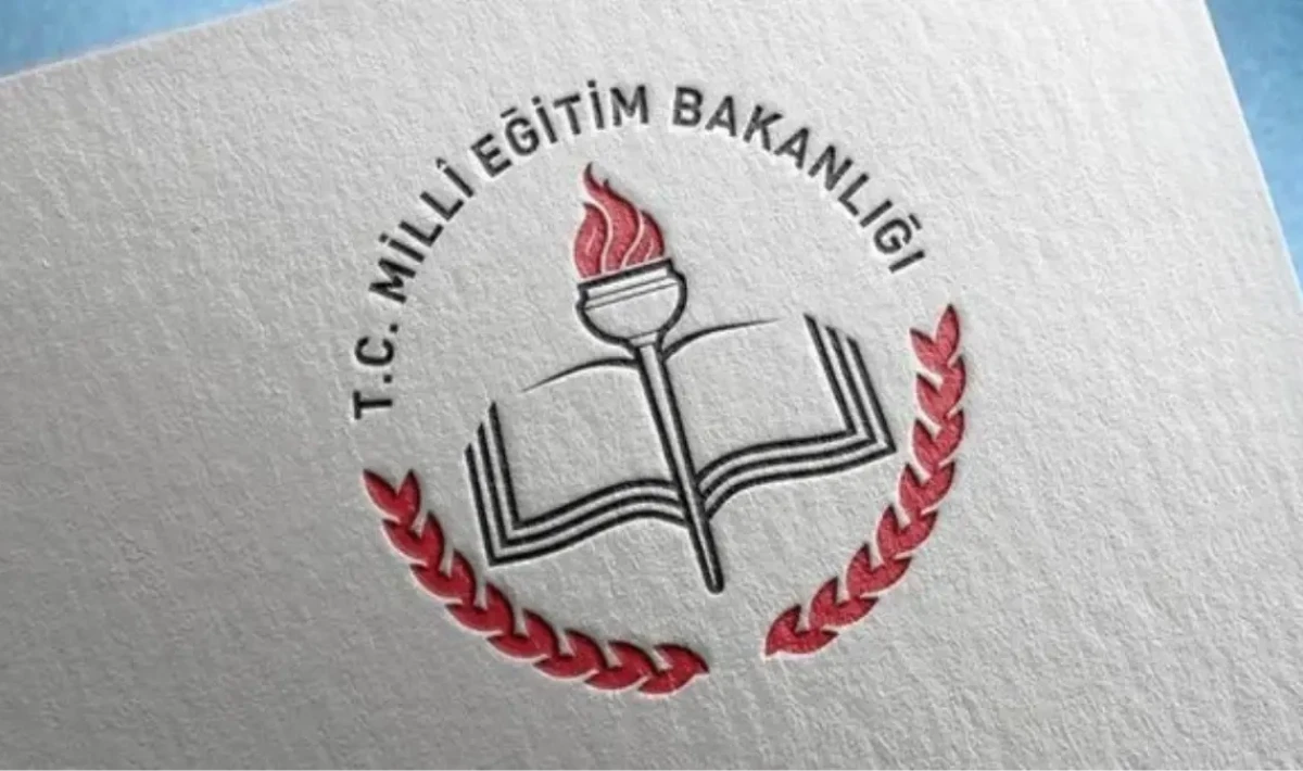 15 Tatil Heyecanı Başlıyor: Öğrenciler İçin Uzun Bir Sömestr Mola Zamanı