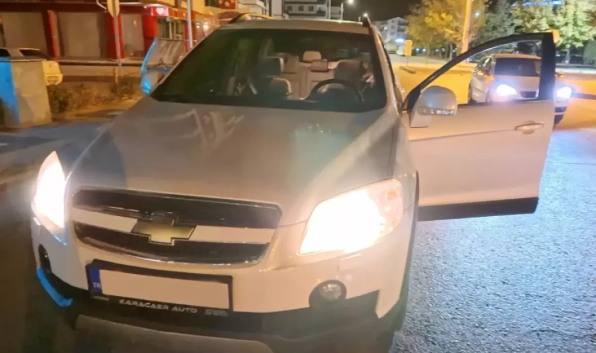 Aksaray’da Park Halindeki Araçta Hareketsiz Genç Alarm Yarattı