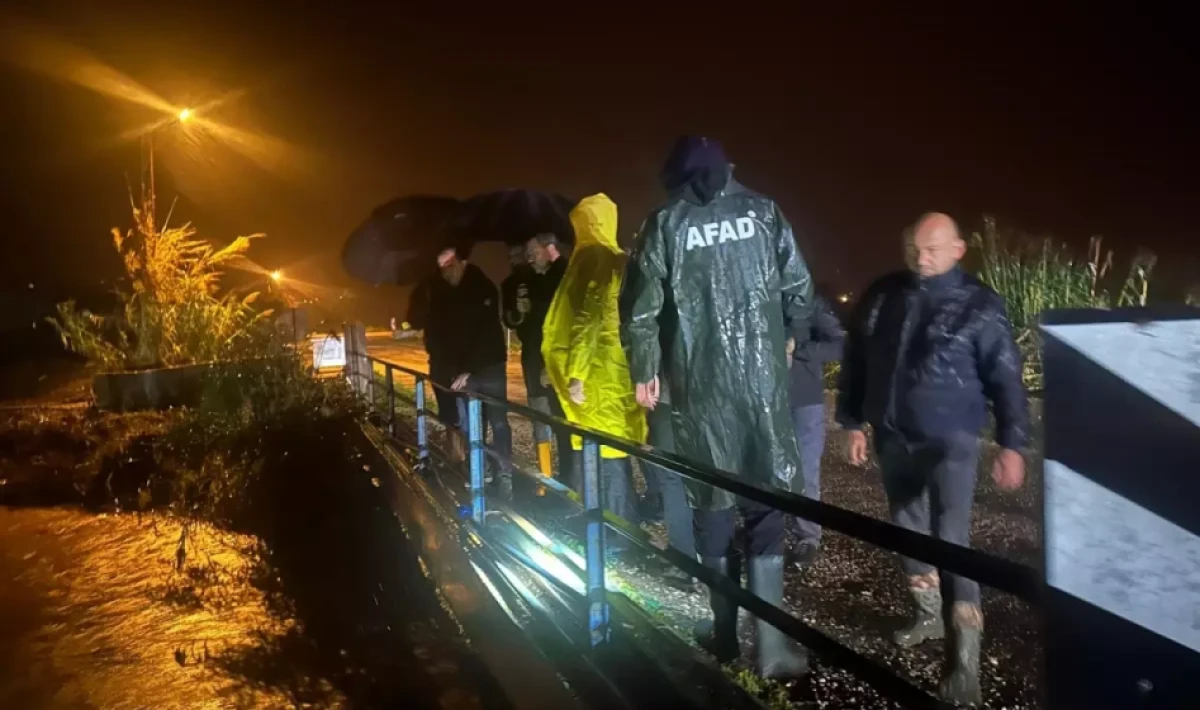 Antalya’da Sarı Kod Alarmı: Sağanak Tarımı ve Yerleşimleri Vurdu