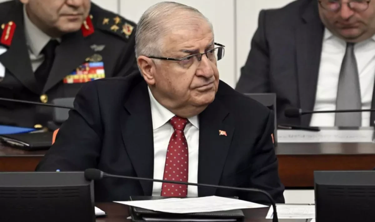 Bakan Güler’den SDG’ye Sert Mesaj: “Silahlar Koşulsuz Teslim Edilmeli”