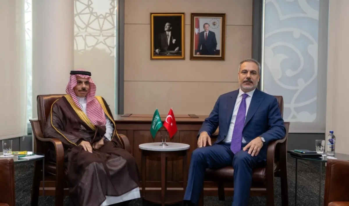 Dışişleri Bakanı Hakan Fidan Suudi Arabistan Mevkidaşıyla Görüştü