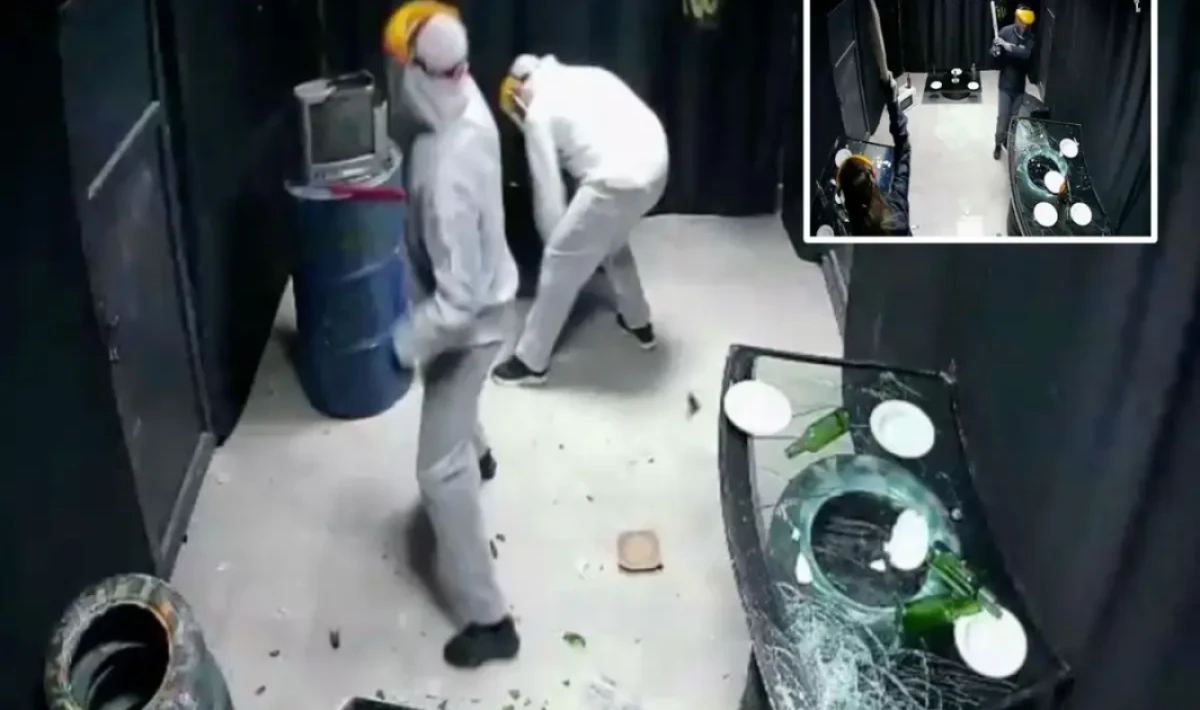 Diyarbakır’da “Öfke Evi” Açıldı: Stresini Atmak İsteyenler Eşyaları Kırıp Döküyor