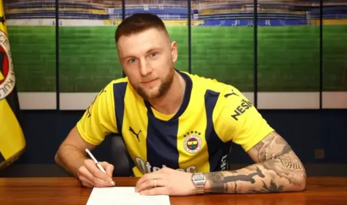 "Fenerbahçe'ye gidiyorum" dedi, evini boşalttı… Şimdi otelde kalıyor!