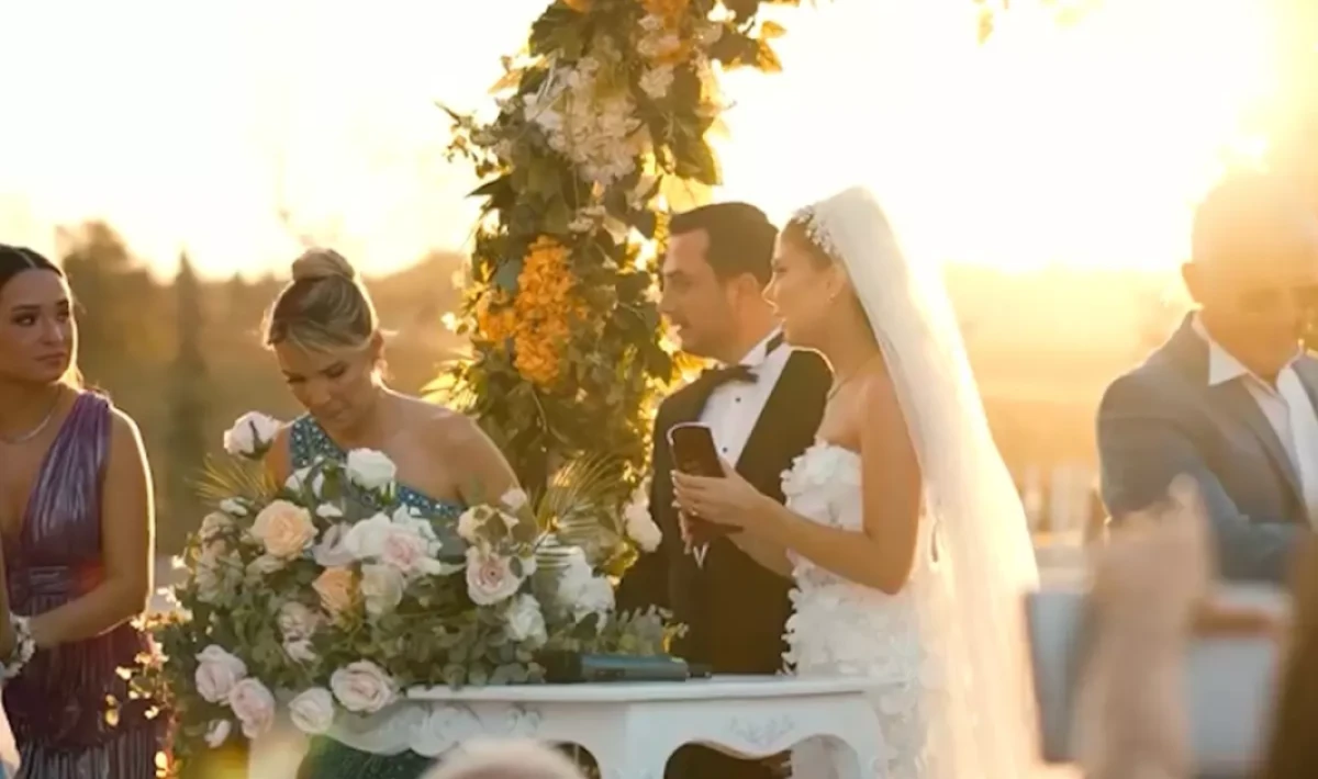 Ider Club’ta Film Gibi Nikah: Atlar Sahneye Çıktı!