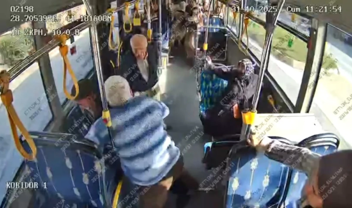 İETT Otobüsündeki Dehşet Kamerada: 1 Ölü, 2 Yaralı