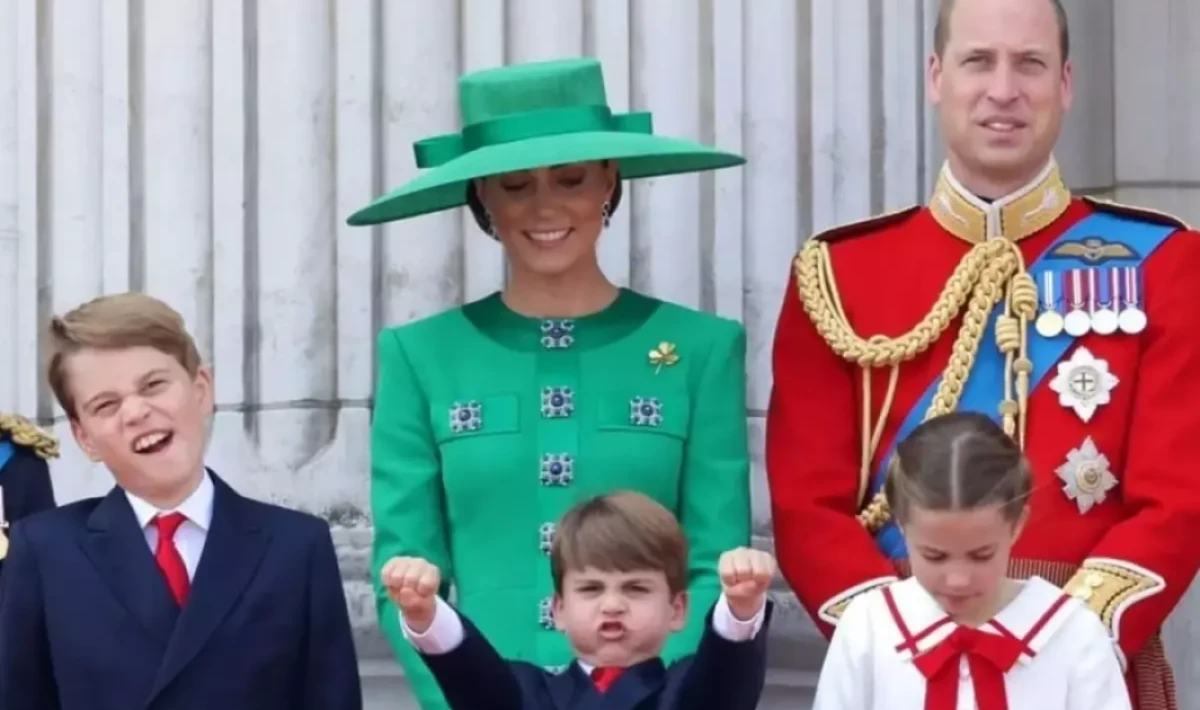 İngiliz tahtının varislerine cep telefonu yasağı