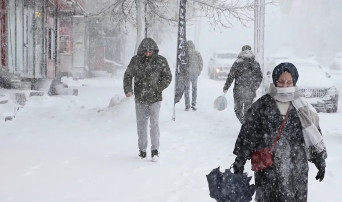 Kar yağışı geliyor! Meteoroloji uzmanı illeri tek tek saydı