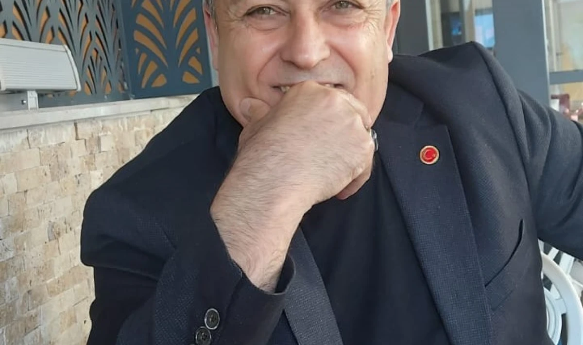 KÖKSAL SELÇUK KİMDİR?