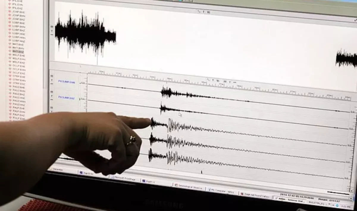 Kütahya'da 5 Dakikada 4 Deprem