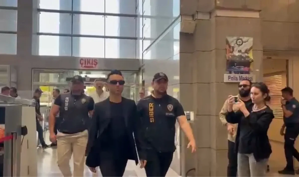 Mabel Matiz “Perperişan” Şarkısı Yüzünden Savcılıkta: İfadesi Ortaya Çıktı