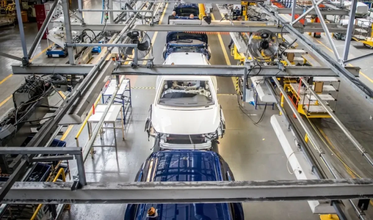 Otomotiv Devi Üretimi Durduruyor, Yüzlerce İşçi Etkilenecek