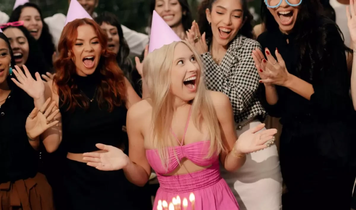 Paris’te Partinin Düzenlendiği Dairenin Zemini Çöktü: Çok Sayıda Yaralı Var