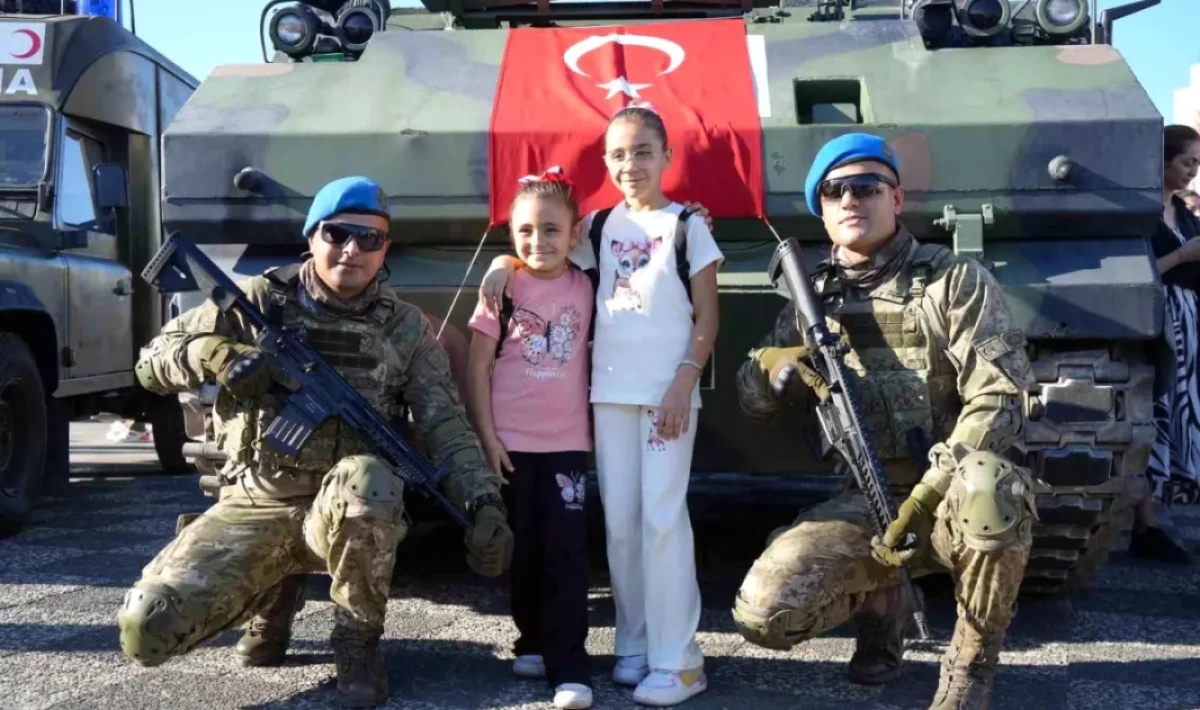 Samsun’da Zırhlı Ambulanslara Büyük İlgi: Askeri Araçlar Sergilendi